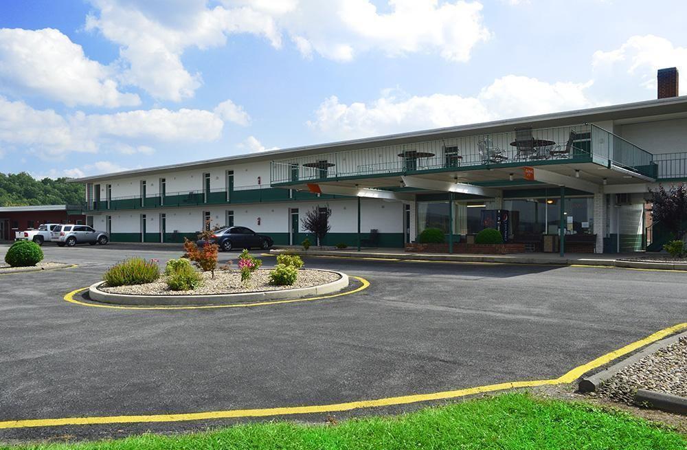 Huntingdon Motor Inn 외부 사진