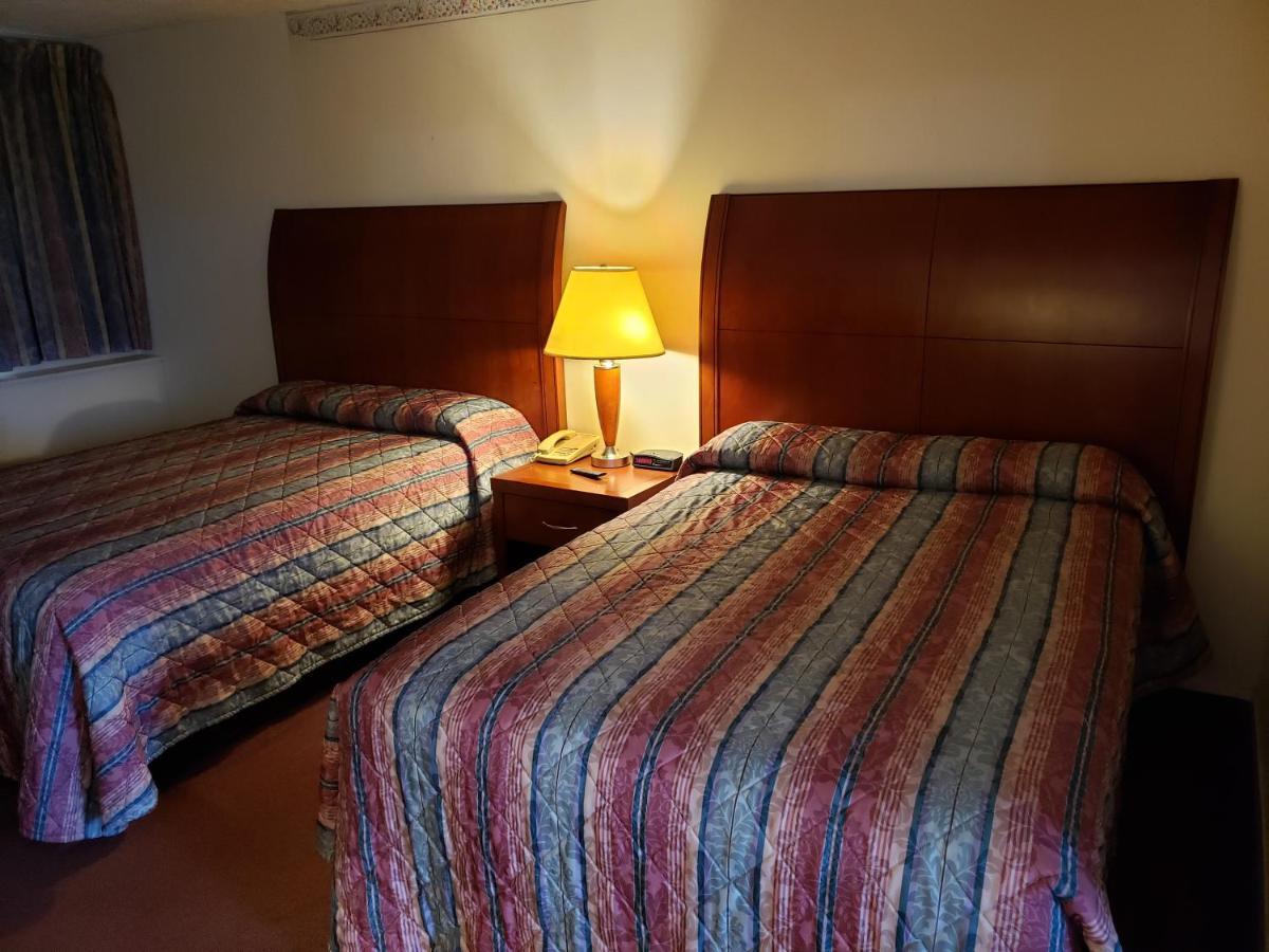 Huntingdon Motor Inn 외부 사진